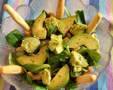 Foto del paso 7 de la receta: Ensalada de canónigos con aguacate, anacardos y guacamole