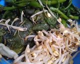 Foto langkah ke 1 dari resep Rujak kangkung.