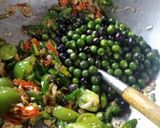 Foto langkah ke 3 dari resep Udang Rebon Tumis Leunca.