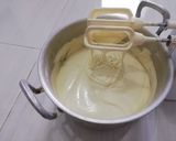 Foto langkah ke 3 dari resep Bolu kukus coklat mekar.