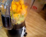 A picture of step 3 of Mango avocado smoothie.