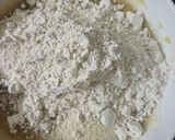 A picture of step 2 of Banana Bonda.