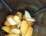 A picture of step 1 of Mix fruit Punch.