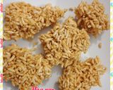A picture of step 5 of Murmuray Ki Chikki.