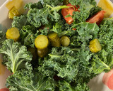 Foto del paso 1 de la receta: Ensalada de kale con vinagreta de mostaza y crema de cacahuete