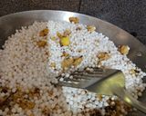 A picture of step 3 of Sabudaana khichdri.