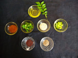 ગુજરાતીઓની મનપસંદ કલરફૂલ ઈડલી (Colorful Idli Recipe in Gujarati)