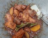Foto langkah ke 5 dari resep Semur Ayam Tahu.