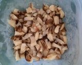 Foto langkah ke 2 dari resep 037. Tumis Bengkuang / Bengkoang Isian Lumpia.