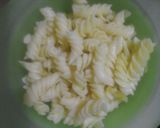 A picture of step 1 of CrispyCrunchyPasta.