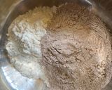 A picture of step 1 of Raggi & Strawberry Crepe.