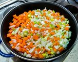 Foto del paso 3 de la receta Guiso de garbanzos con verduras