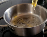Foto del paso 3 de la receta: Sopa de Repollo con fideos chinos y huevo cocido