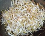 Foto langkah ke 2 dari resep Cha Tauge Ayam Jamur.