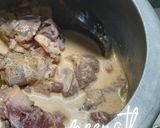 A picture of step 3 of Hyderabadi Mutton Korma with Peanut Butter.