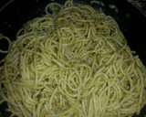 Foto del paso 5 de la receta: Espaguettis al pesto