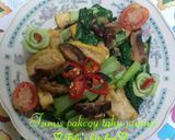 Foto langkah ke 9 dari resep Tumis pakcoy tahu jamur.