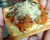 A picture of step 3 of Mini cream-cracker pizza #goldenapron23 #week8 #playoff.