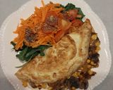 Foto del paso 7 de la receta: Omelette de queso, cebolla, choclo y champignones