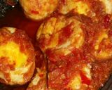Foto langkah ke 6 dari resep Telor Belah Sambal Goreng / Balado.