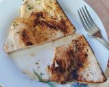Foto del paso 3 de la receta: Pez espada a la plancha con ajo y perejil