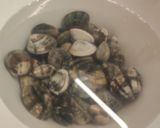 Foto del passaggio 1 della ricetta Paella con frutti di mare