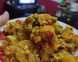 Foto del paso 2 de la receta: Revuelto vegano de papas y boniatos con tofu (🌱)