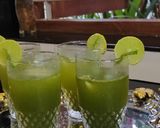 A picture of step 3 of Mint Masala soda.