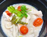 รูปขั้นตอนการทำที่ 3 ของ ต้มข่าไก่ (สูตรคลีน)