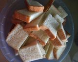 Foto langkah ke 1 dari resep Roti Tawar Kuah Santan.