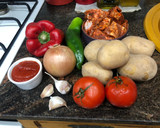Foto del paso 1 de la receta: Patatas guisadas con costilla adobada