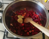 Foto del paso 5 de la receta: Jueves sopa de remolacha con carne