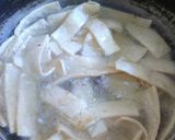 A picture of step 1 of Sopa Azteca (Tortilla Soup).