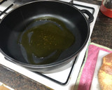 Foto del paso 1 de la receta: Pollo guisado con setas de cultivo y aromas de hierbas provenzales