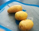 Foto del paso 1 de la receta: Patatas al horno con queso y crema