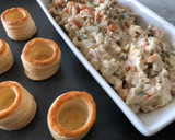 Foto del paso 5 de la receta: Volovanes rellenos de atún y surimi