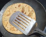 A picture of step 7 of Cauliflower Paratha.