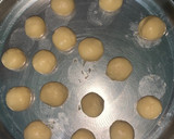 கண்டன்ஸ்டு மில்க் பால்ஸ் (பன்) ரெசிபி ஸ்டேப் 5 புகைப்படம்