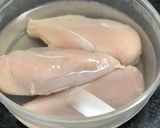 Foto del paso 1 de la receta: Pechugas de pollo jugosas, al horno