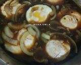 Foto langkah ke 4 dari resep Telur Ceplok Saus Inggris.