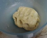 A picture of step 6 of Spicy garlic swirls bread.