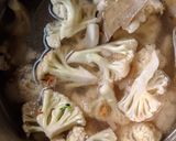 A picture of step 2 of Cauliflower soup (Gobhi ka soup).