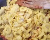 A picture of step 2 of Tortellini in tomato sauce.
