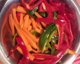 Foto del paso 1 de la receta: Pollo al escabeche