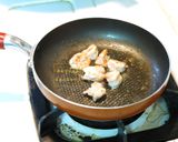 [鮮蝦黃金炒飯]好吃的秘訣的食譜步驟3照片