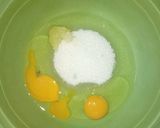 Foto langkah ke 2 dari resep Bolu Kukus Lapis Tepung Ketan.