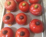 Foto del paso 5 de la receta: Tomates rellenos de surimi!!