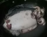 Foto langkah ke 1 dari resep Sotong masak hitam.