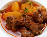 Foto del paso 11 de la receta: Costillas adobadas estofadas con patatas y rovellons