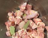 A picture of step 1 of Spicy chicken stew with asparagus.